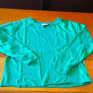 Boxy green sweat shirt